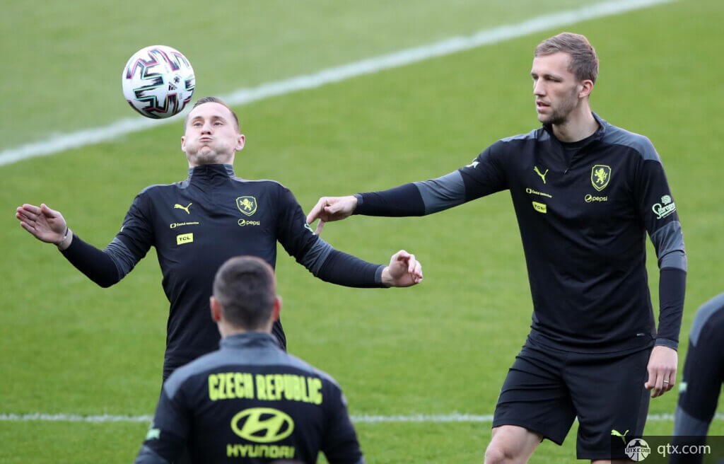 在首节便为 在首节便为