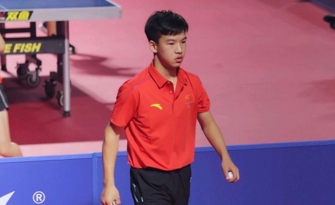 球员表现与 球员表现与