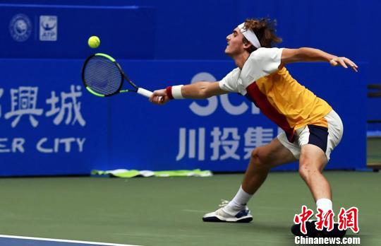 优异表现 优异表现