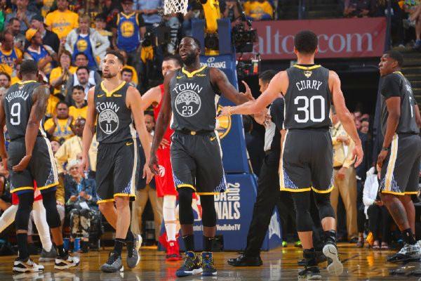 场日职对决 场日职对决