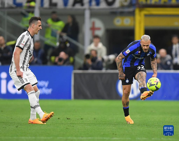 防的缝隙里 防的缝隙里